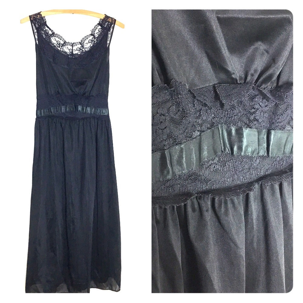 Vintage 1940s 50s Charmode black lace lingerie slip dress nightgown